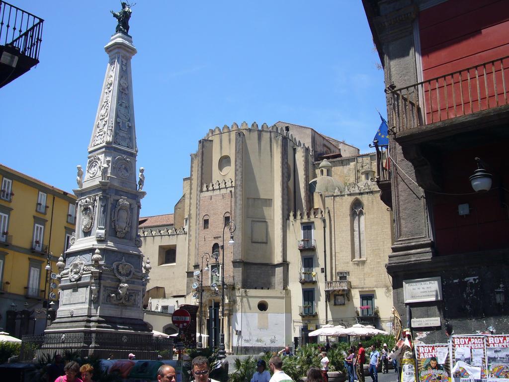 B&B Ersilia Napoli Bagian luar foto