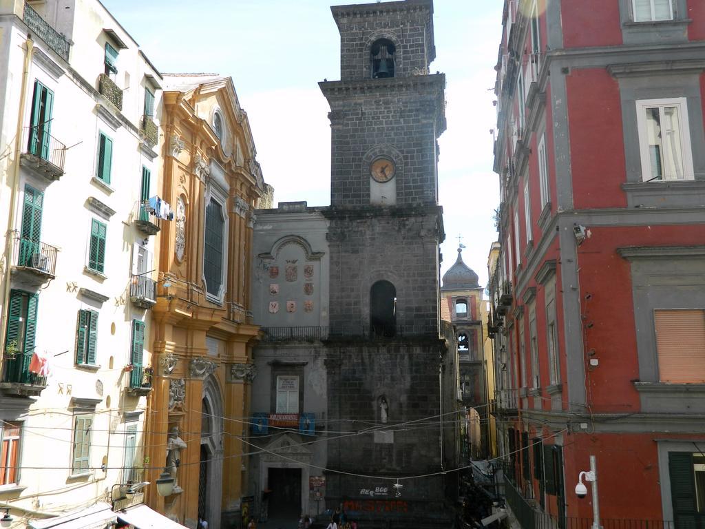 B&B Ersilia Napoli Bagian luar foto