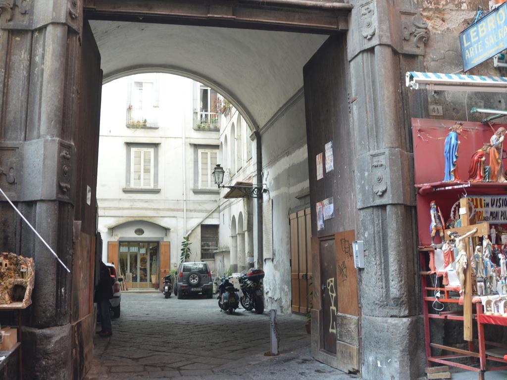 B&B Ersilia Napoli Bagian luar foto