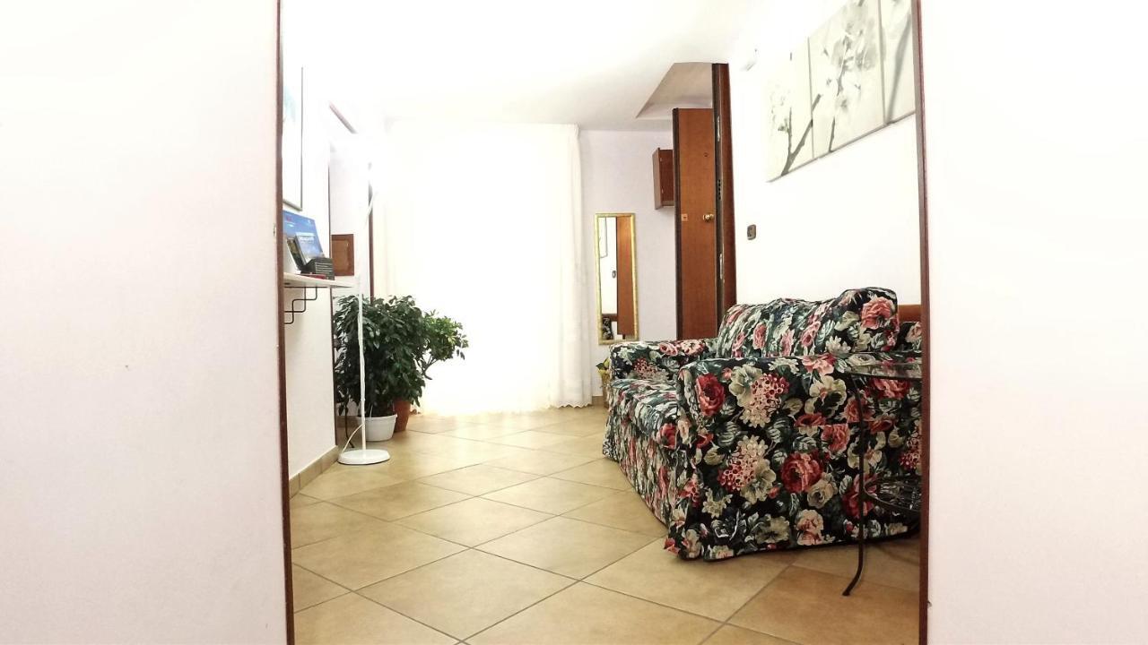 B&B Ersilia Napoli Bagian luar foto